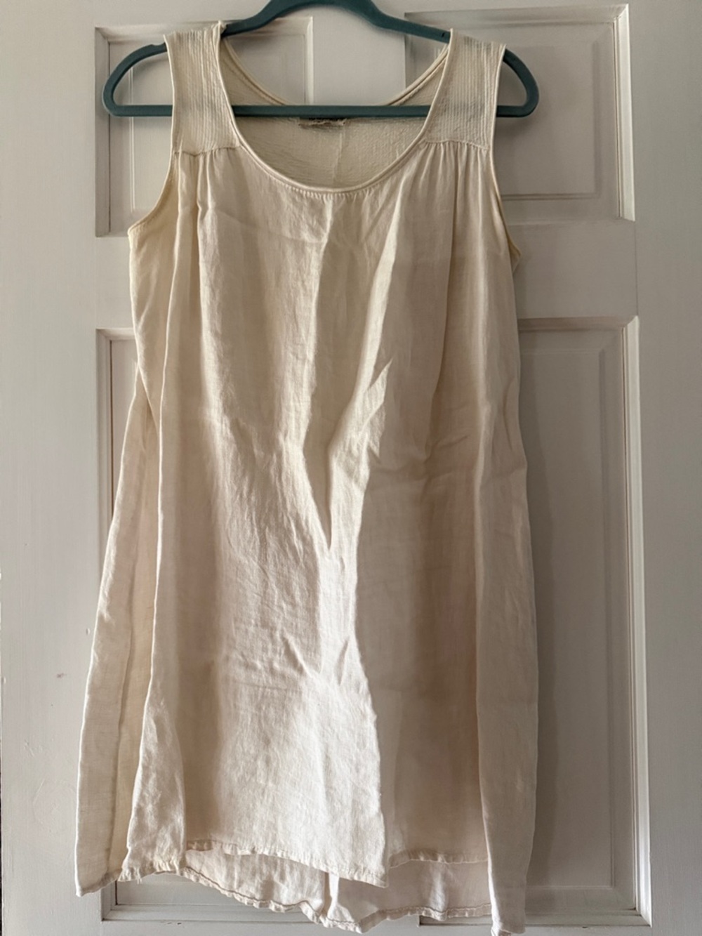 Sleeveless Cream Midi Dress with Scoop Neck
